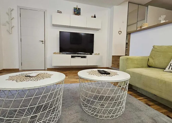 Liman Garden شقة نوفي ساد